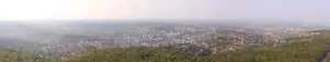 Blick vom Stuttgarter Fernsehturm über die Stadt; Symbolbild für Unternehmen in Stuttgart und Region.